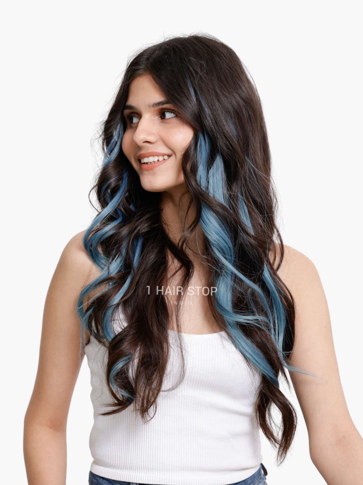 persian-blue-hair--streaks